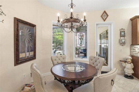House in Lecanto, Florida 3 bedrooms, 235.6 sq.m. № 2108256 - photo 12