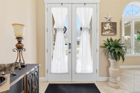 House in Lecanto, Florida 3 bedrooms, 235.6 sq.m. № 2108256 - photo 3