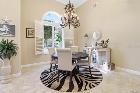 House in Lecanto, Florida 3 bedrooms, 235.6 sq.m. № 2108256 - photo 6