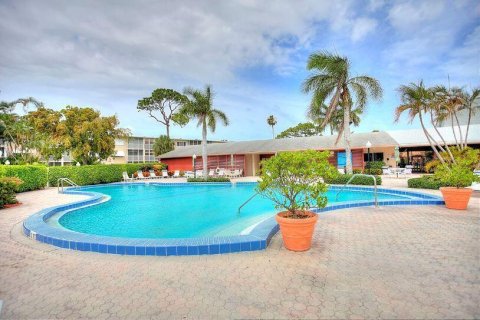 Condominio en venta en Lake Worth, Florida, 1 dormitorio, 69.12 m2 № 2260011 - foto 17