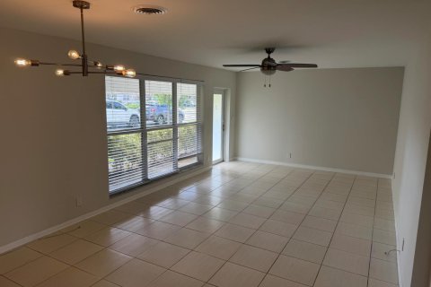 Apartment in Fort Lauderdale, Florida 2 bedrooms, 92.9 sq.m. № 2083375 - photo 4