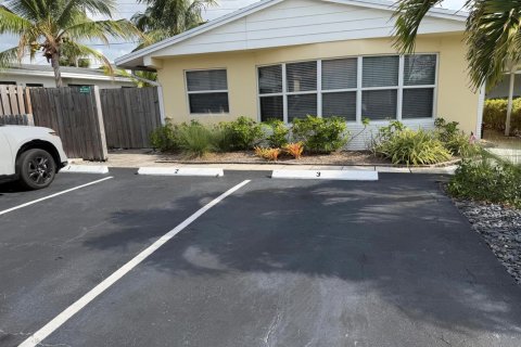 Apartment in Fort Lauderdale, Florida 2 bedrooms, 92.9 sq.m. № 2083375 - photo 17