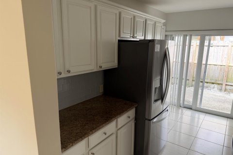 Apartment in Fort Lauderdale, Florida 2 bedrooms, 92.9 sq.m. № 2083375 - photo 5