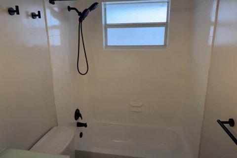 Apartment in Fort Lauderdale, Florida 2 bedrooms, 92.9 sq.m. № 2083375 - photo 15
