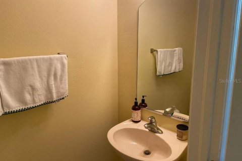Townhouse in Tampa, Florida 3 bedrooms, 159.23 sq.m. № 1821027 - photo 18