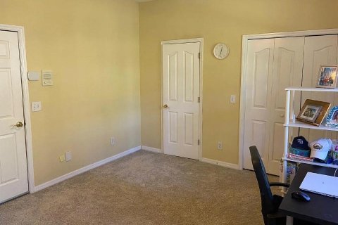 Townhouse in Tampa, Florida 3 bedrooms, 159.23 sq.m. № 1821027 - photo 9