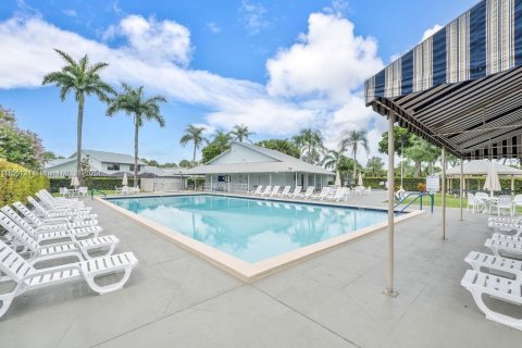 House in Boca Raton, Florida 3 bedrooms, 148.83 sq.m. № 1728813 - photo 30