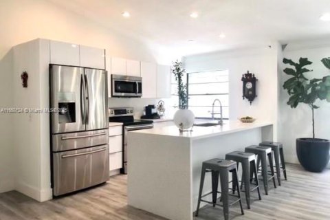 House in Boca Raton, Florida 3 bedrooms, 148.83 sq.m. № 1728813 - photo 3