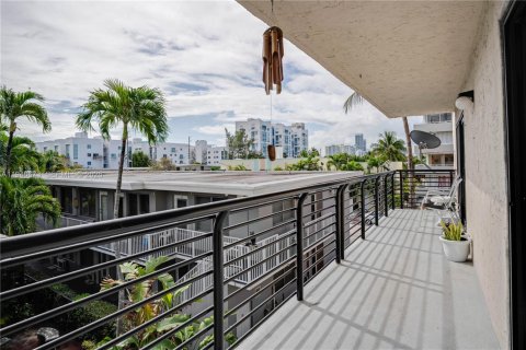 Купить кондоминиум в Майами-Бич, Флорида 2 спальни, 109.16м2, № 1997754 - фото 19