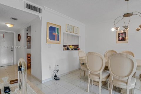 Купить кондоминиум в Майами-Бич, Флорида 2 спальни, 109.16м2, № 1997754 - фото 11