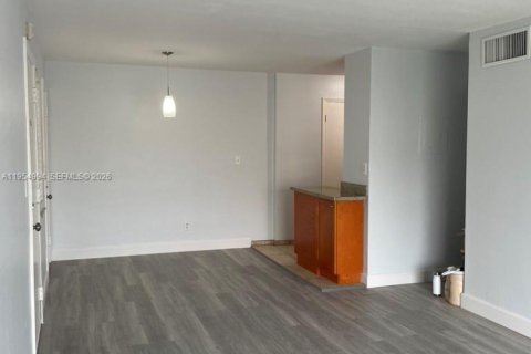 Copropriété à vendre à Palmetto Bay, Floride: 2 chambres, 72.19 m2 № 2010862 - photo 5