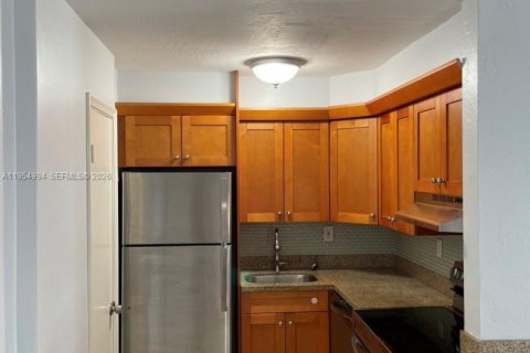 Copropriété à vendre à Palmetto Bay, Floride: 2 chambres, 72.19 m2 № 2010862 - photo 13