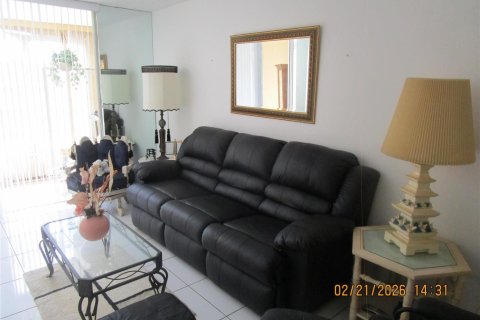 Copropriété à vendre à Sunrise, Floride: 1 chambre, 69.68 m2 № 2250440 - photo 9