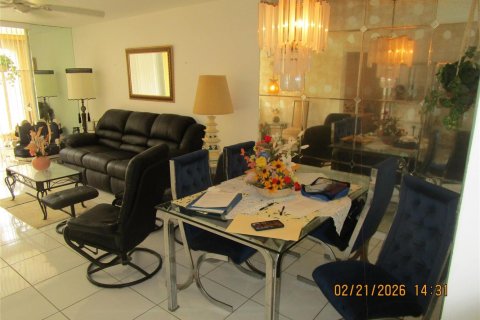 Copropriété à vendre à Sunrise, Floride: 1 chambre, 69.68 m2 № 2250440 - photo 7