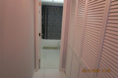 Copropriété à vendre à Sunrise, Floride: 1 chambre, 69.68 m2 № 2250440 - photo 16