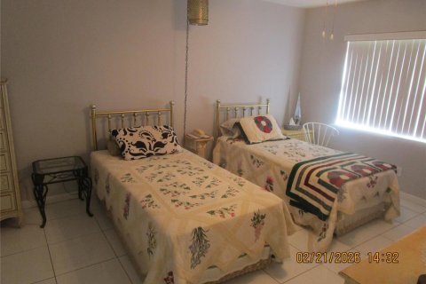 Copropriété à vendre à Sunrise, Floride: 1 chambre, 69.68 m2 № 2250440 - photo 13