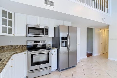 House in Brandon, Florida 3 bedrooms, 122.63 sq.m. № 2425646 - photo 11