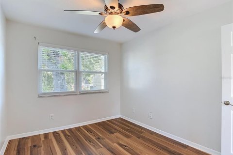 House in Brandon, Florida 3 bedrooms, 122.63 sq.m. № 2425646 - photo 29