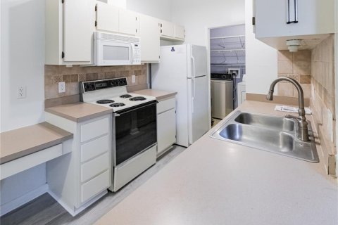 Casa en alquiler en Gainesville, Florida, 2 dormitorios, 82.4 m2 № 2427576 - foto 6