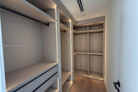 Villa ou maison à vendre à Coral Gables, Floride: 3 chambres, 144.46 m2 № 2073775 - photo 6