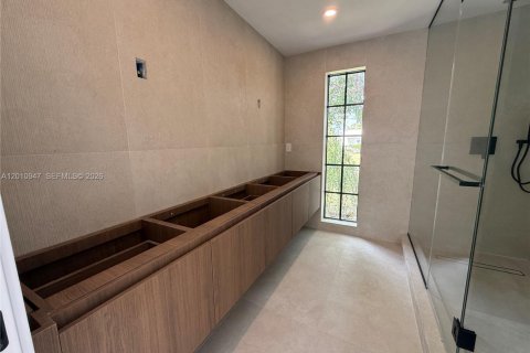Villa ou maison à vendre à Coral Gables, Floride: 3 chambres, 144.46 m2 № 2073775 - photo 3