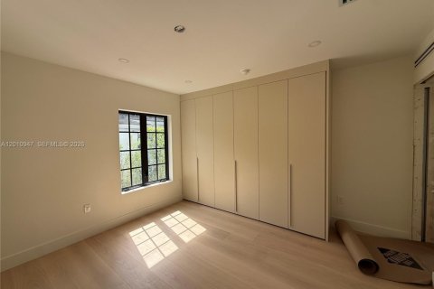 Villa ou maison à vendre à Coral Gables, Floride: 3 chambres, 144.46 m2 № 2073775 - photo 7