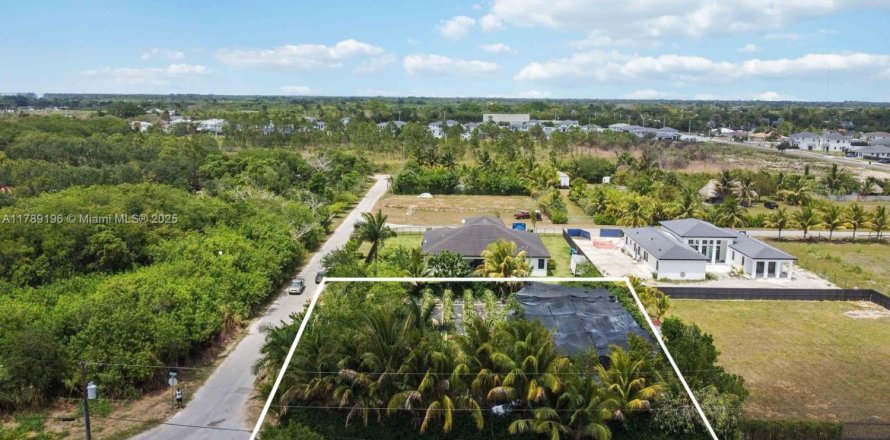 Terrain à Homestead, Floride № 2060101