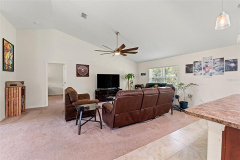 Villa ou maison à vendre à Weeki Wachee, Floride: 3 chambres, 181.62 m2 № 1905130 - photo 8