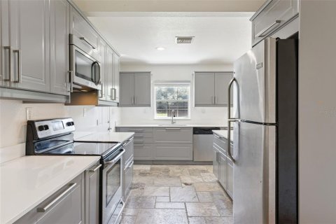 Casa en venta en Mount Dora, Florida, 3 dormitorios, 125.7 m2 № 2383458 - foto 21