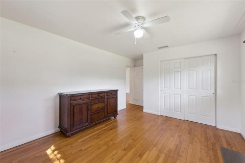 Casa en venta en Mount Dora, Florida, 3 dormitorios, 125.7 m2 № 2383458 - foto 5