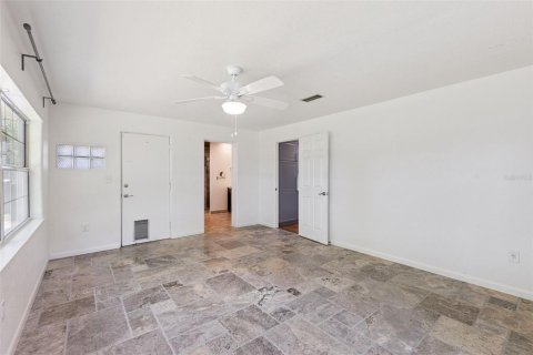 Casa en venta en Mount Dora, Florida, 3 dormitorios, 125.7 m2 № 2383458 - foto 34
