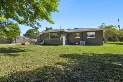 Casa en venta en Mount Dora, Florida, 3 dormitorios, 125.7 m2 № 2383458 - foto 17