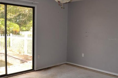 Casa en venta en Port Charlotte, Florida, 3 dormitorios, 162.76 m2 № 1670040 - foto 14