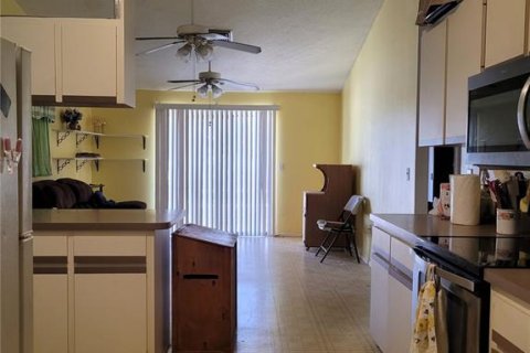Casa en venta en Port Charlotte, Florida, 3 dormitorios, 162.76 m2 № 1670040 - foto 8