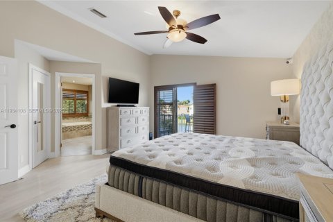 Casa en venta en Pembroke Pines, Florida, 4 dormitorios, 234.39 m2 № 1992320 - foto 29