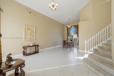 Casa en venta en Pembroke Pines, Florida, 4 dormitorios, 234.39 m2 № 1992320 - foto 7