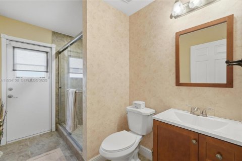 Casa en venta en Pembroke Pines, Florida, 4 dormitorios, 234.39 m2 № 1992320 - foto 24