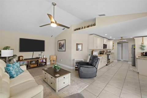 Villa ou maison à vendre à Punta Gorda, Floride: 3 chambres, 203.73 m2 № 2139002 - photo 14