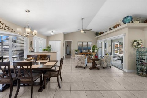 Villa ou maison à vendre à Punta Gorda, Floride: 3 chambres, 203.73 m2 № 2139002 - photo 6