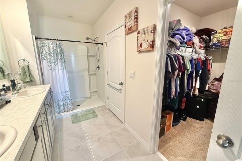 House in Edgewater, Florida 3 bedrooms, 150.04 sq.m. № 1782817 - photo 18