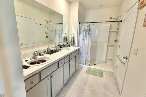 House in Edgewater, Florida 3 bedrooms, 150.04 sq.m. № 1782817 - photo 17