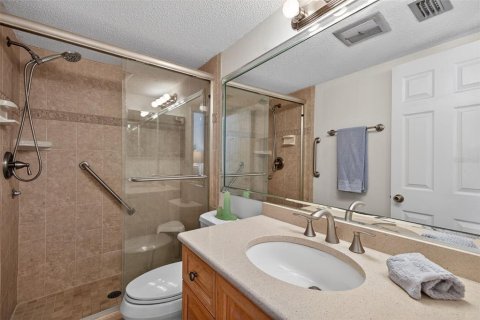 Condo in Clearwater, Florida, 2 bedrooms  № 2143732 - photo 22