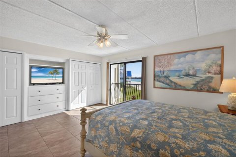 Condo in Clearwater, Florida, 2 bedrooms  № 2143732 - photo 21