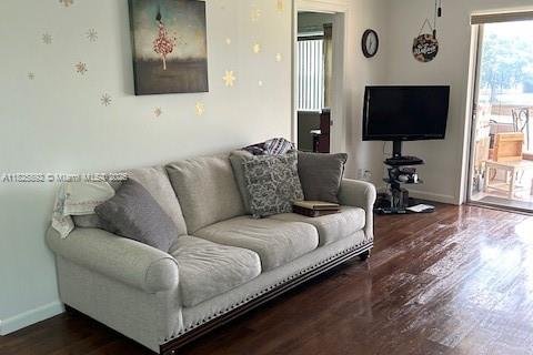 Condo in Sunrise, Florida, 2 bedrooms  № 1797546 - photo 8