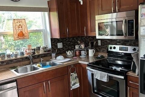 Condo in Sunrise, Florida, 2 bedrooms  № 1797546 - photo 2