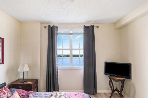 Copropriété à vendre à West Palm Beach, Floride: 2 chambres, 99.22 m2 № 2083208 - photo 15