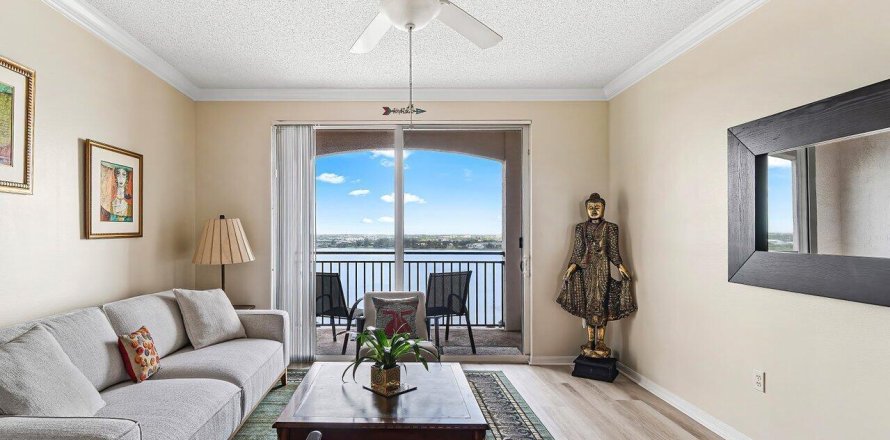 Condo à West Palm Beach, Floride, 2 chambres № 2083208