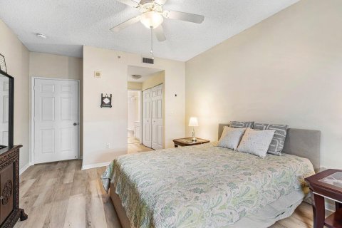 Copropriété à vendre à West Palm Beach, Floride: 2 chambres, 99.22 m2 № 2083208 - photo 12