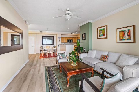 Copropriété à vendre à West Palm Beach, Floride: 2 chambres, 99.22 m2 № 2083208 - photo 10