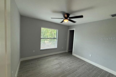 Снять в аренду квартиру в Пунта-Горда, Флорида 5 комнат, 115.57м2, № 1840482 - фото 8
